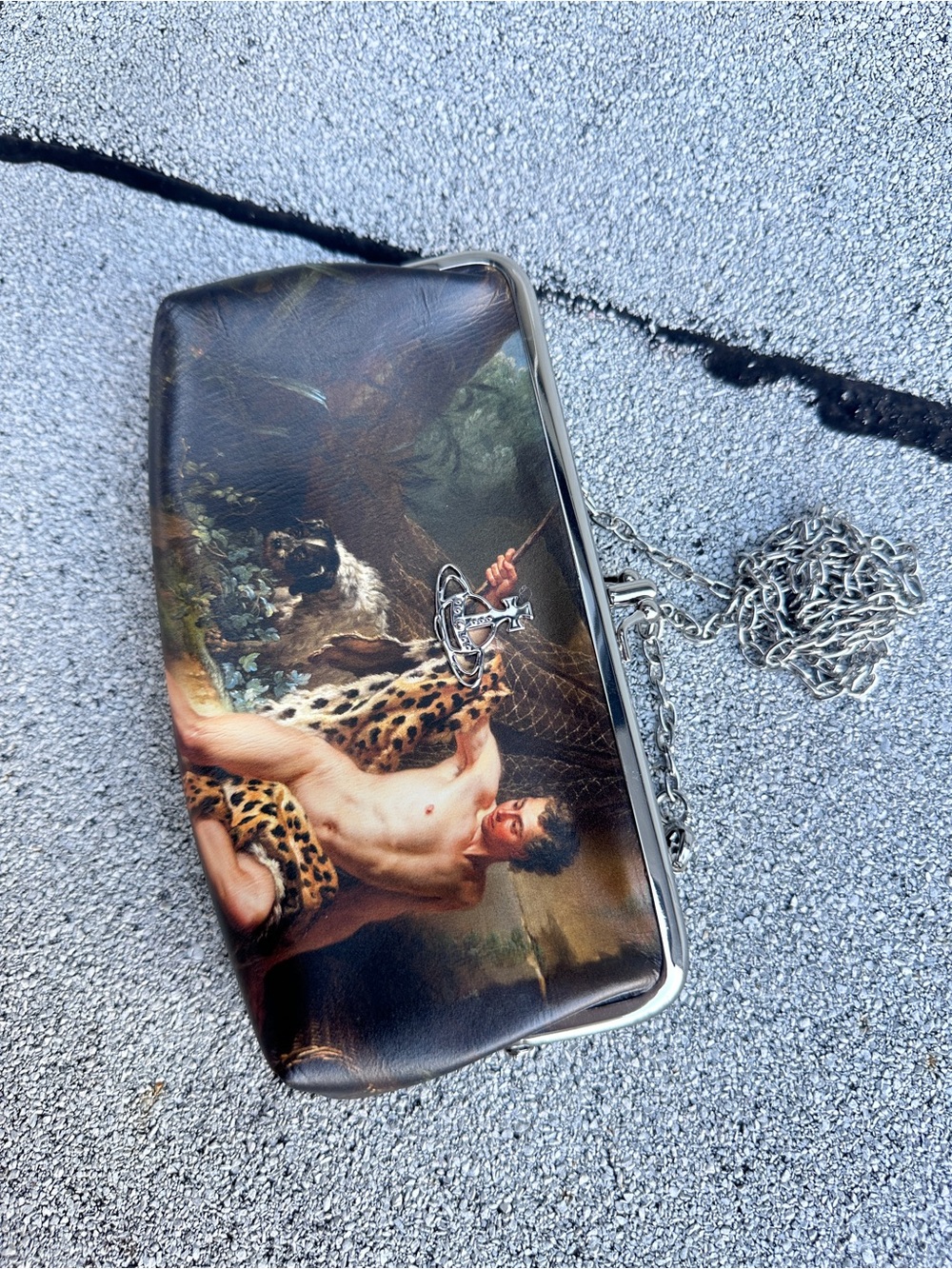Vivienne Westwood Brown Oil Painting Fisherman-Print Frame Leather Clutch - Picture 4 of 9